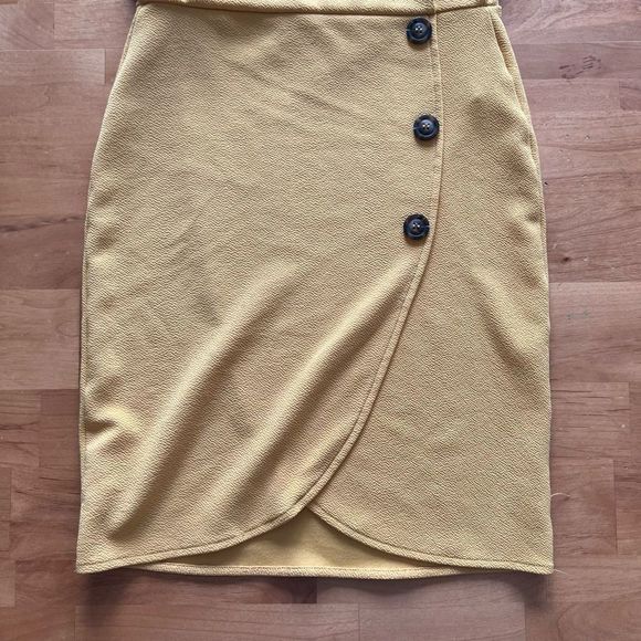 FULL CIRCLE yellow tank dress with buttons EUC medium - Picture 2 of 5